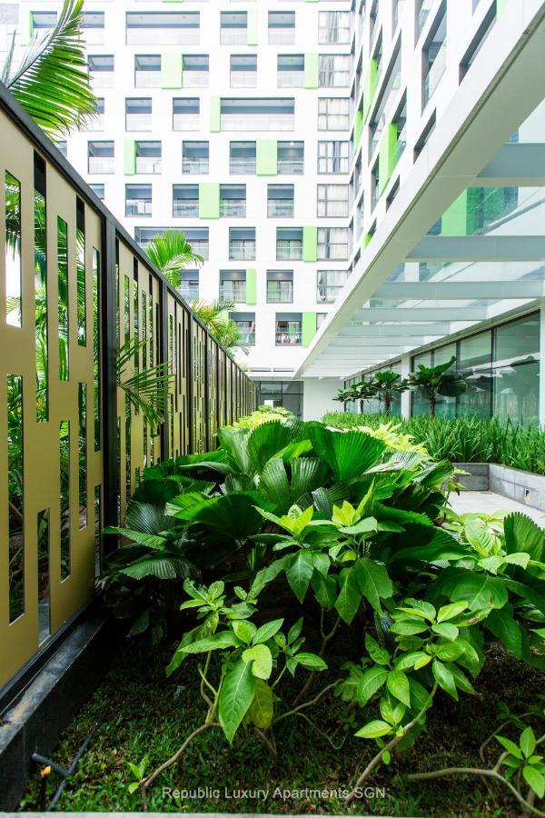 Republic Apartments Saigon Airport Ho-Chi-Minh-Stadt Exterior foto